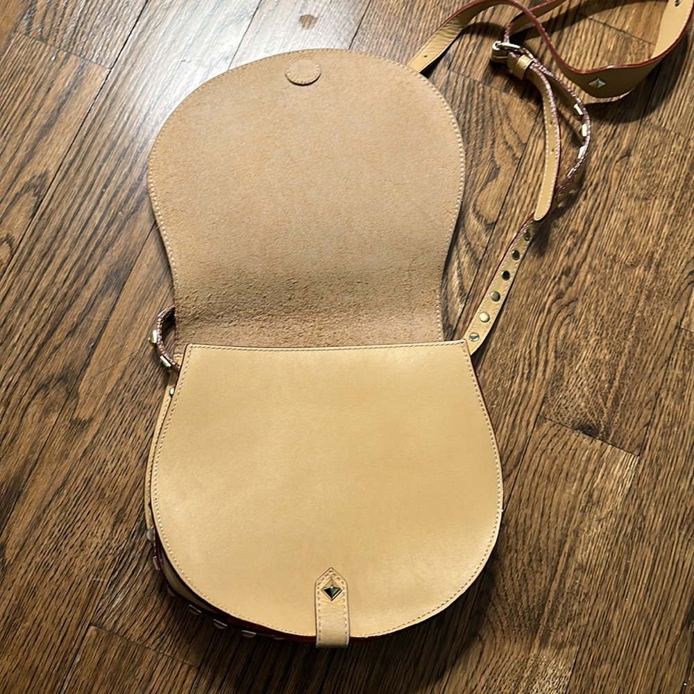 🎉HP🎉 Rebecca Minkoff Skylar Saddle Bag Tan with Gold Hardware Genuine Leather - Picture 8 of 11